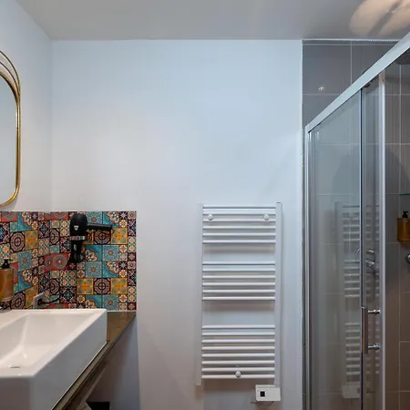 La Roulotte Du Tzigane Apartamento Juan-les-Pins